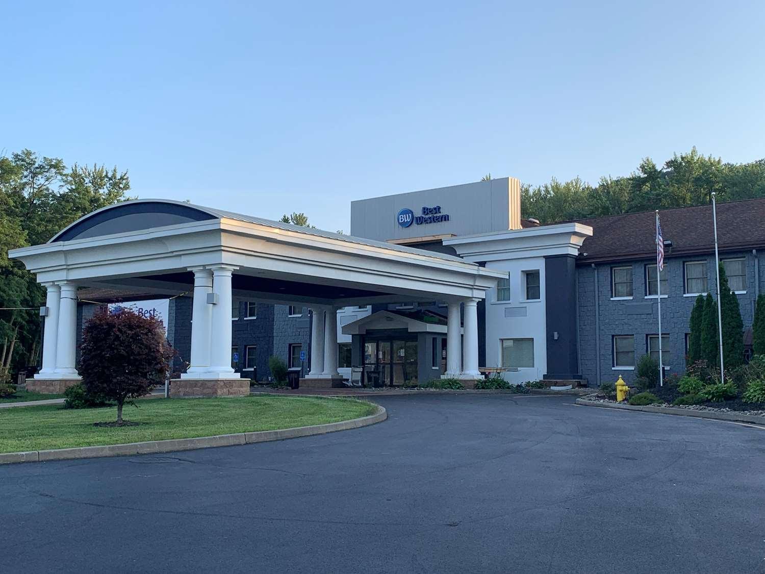 Best Western Owego Inn Zewnętrze zdjęcie