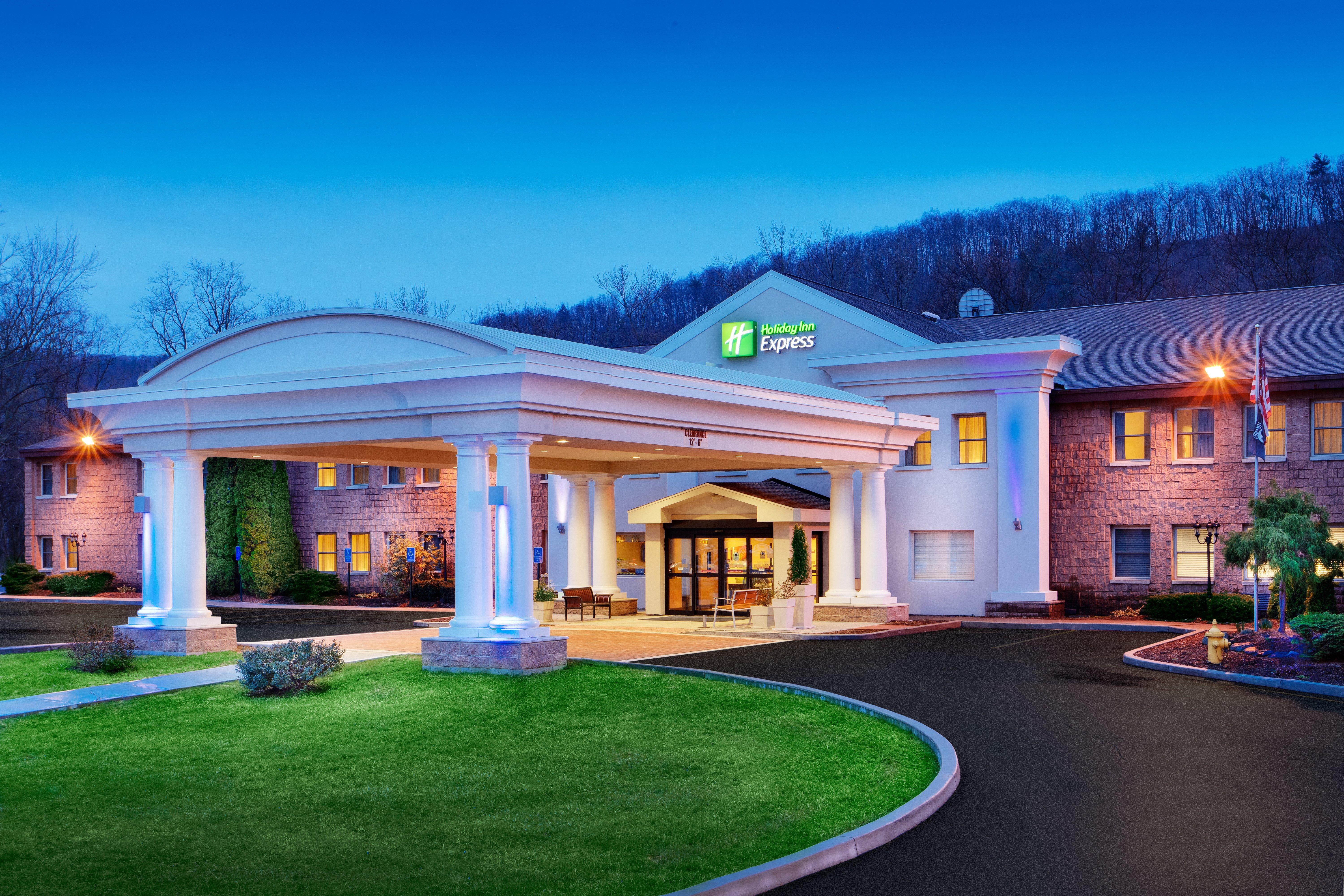 Best Western Owego Inn Zewnętrze zdjęcie