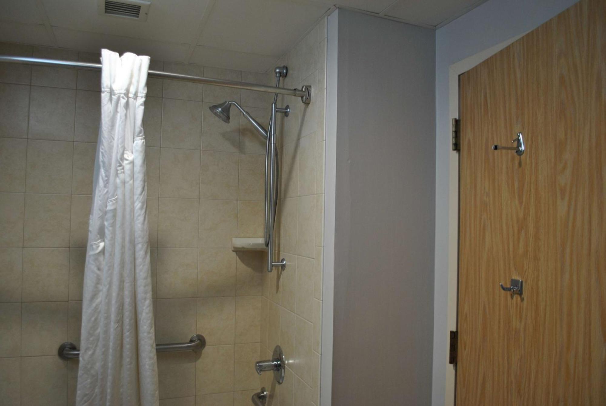 Best Western Owego Inn Zewnętrze zdjęcie